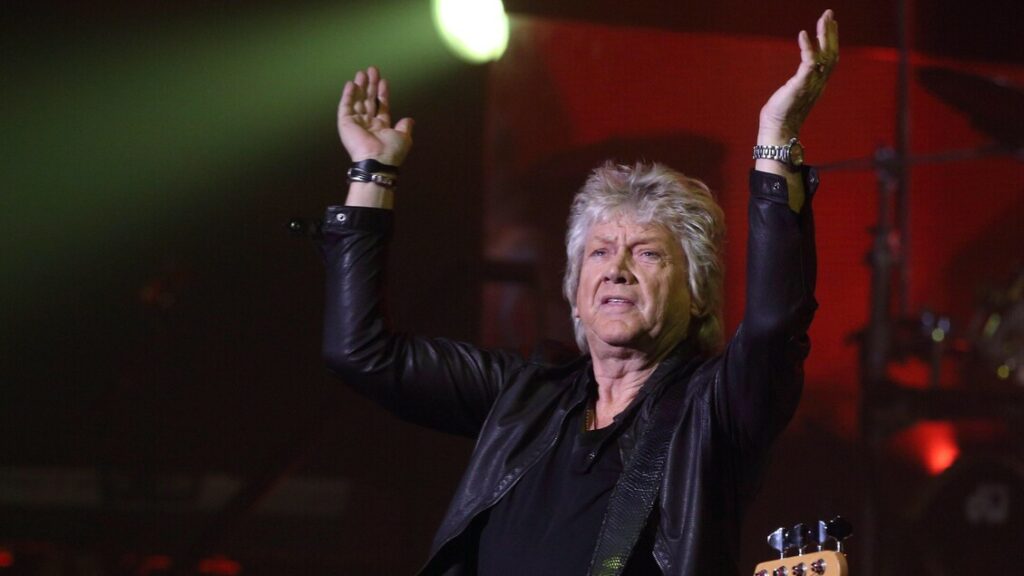 Muore a 82 anni John Lodge, voce e bassista dei Moody Blues - Musica