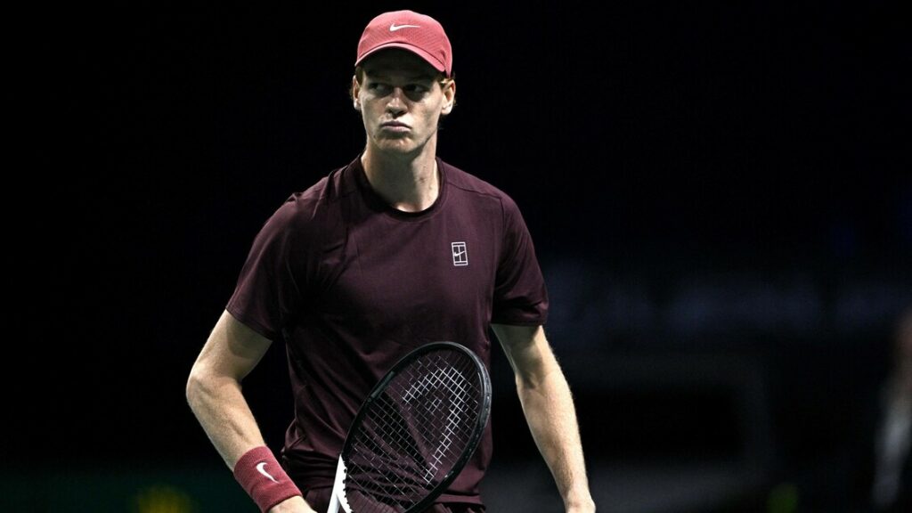 Sinner in semifinale a Parigi contro Zverev: 'Ma non penso al n.1' - Tennis