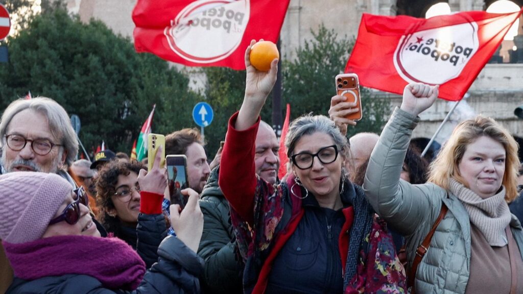 Albanese sull’assalto alla Stampa: “Sia monito per i giornalisti”. Meloni: “Parole gravi” Albanese sull’assalto alla Stampa: “Sia monito per i giornalisti”. Meloni: “Parole gravi”