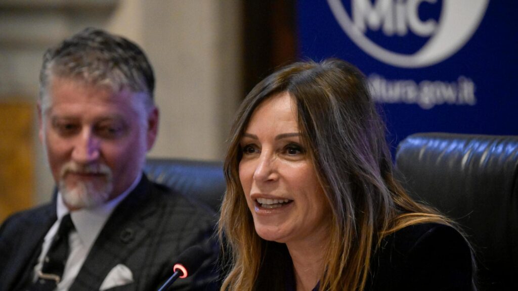 Cinema, Borgonzoni: “Riscriveremo la legge Franceschini”. Il Pd: “Dal governo solo confusione”