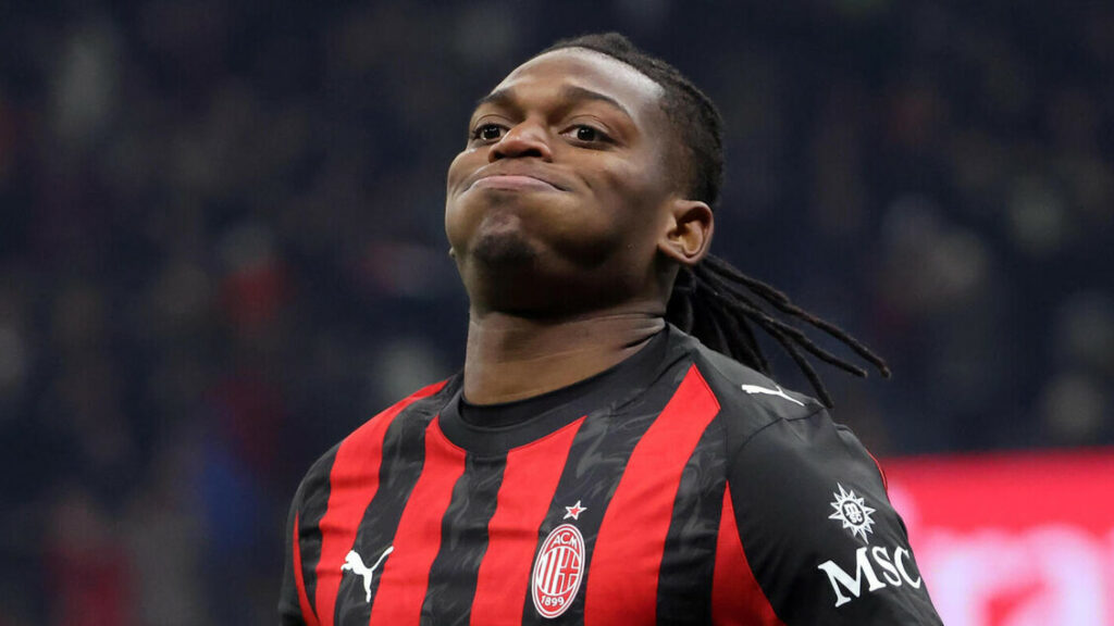 Finale thrilling a San Siro: niente rigore per la Lazio, il Milan vince 1-0 ed è in vetta - Calcio