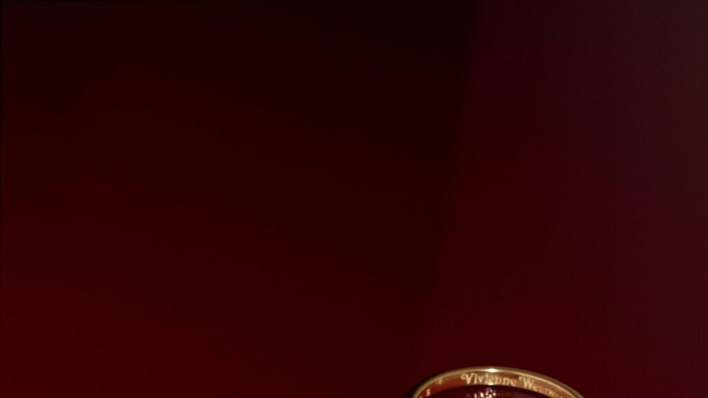I nuovi gioielli di Westwood con diamanti sintetici - Moda