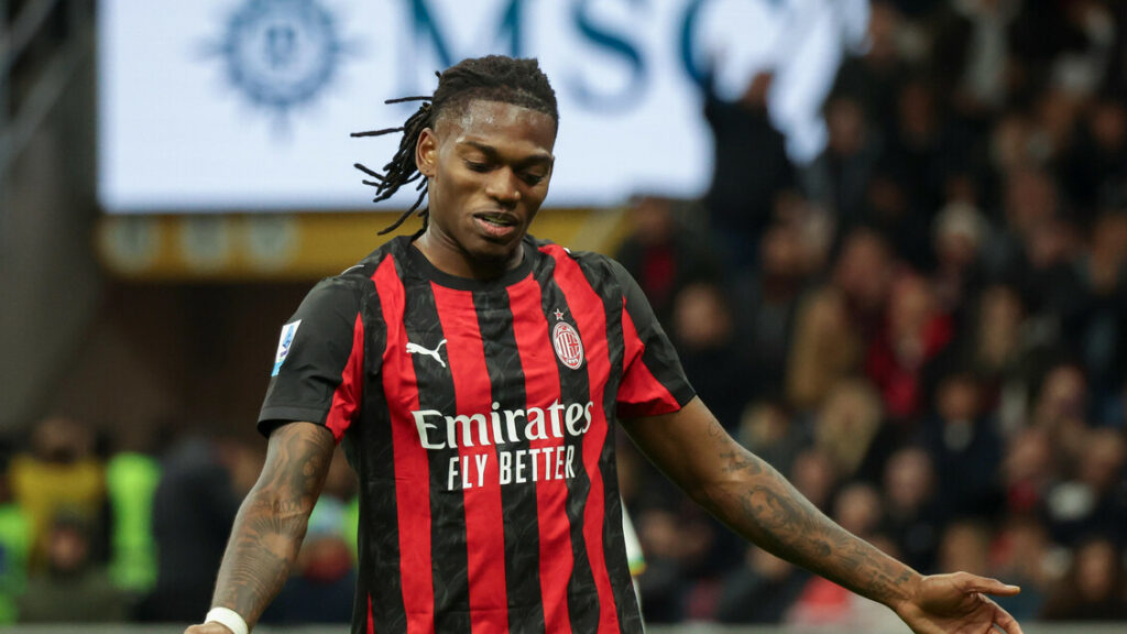 Il Milan spreca un doppio vantaggio, a Parma finisce 2-2 - Calcio
