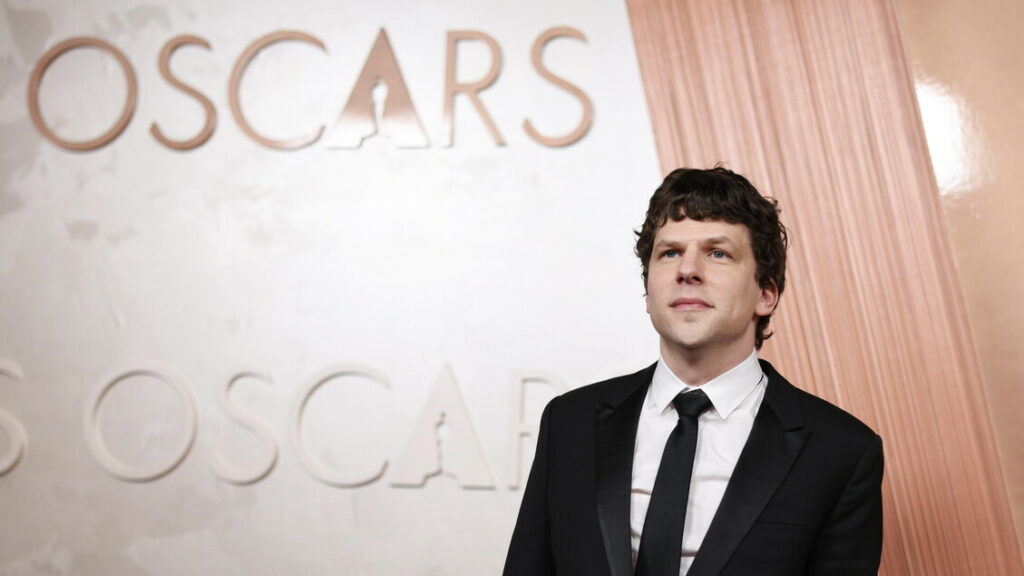 Jesse Eisenberg, donerò un rene a un estraneo - Cinema