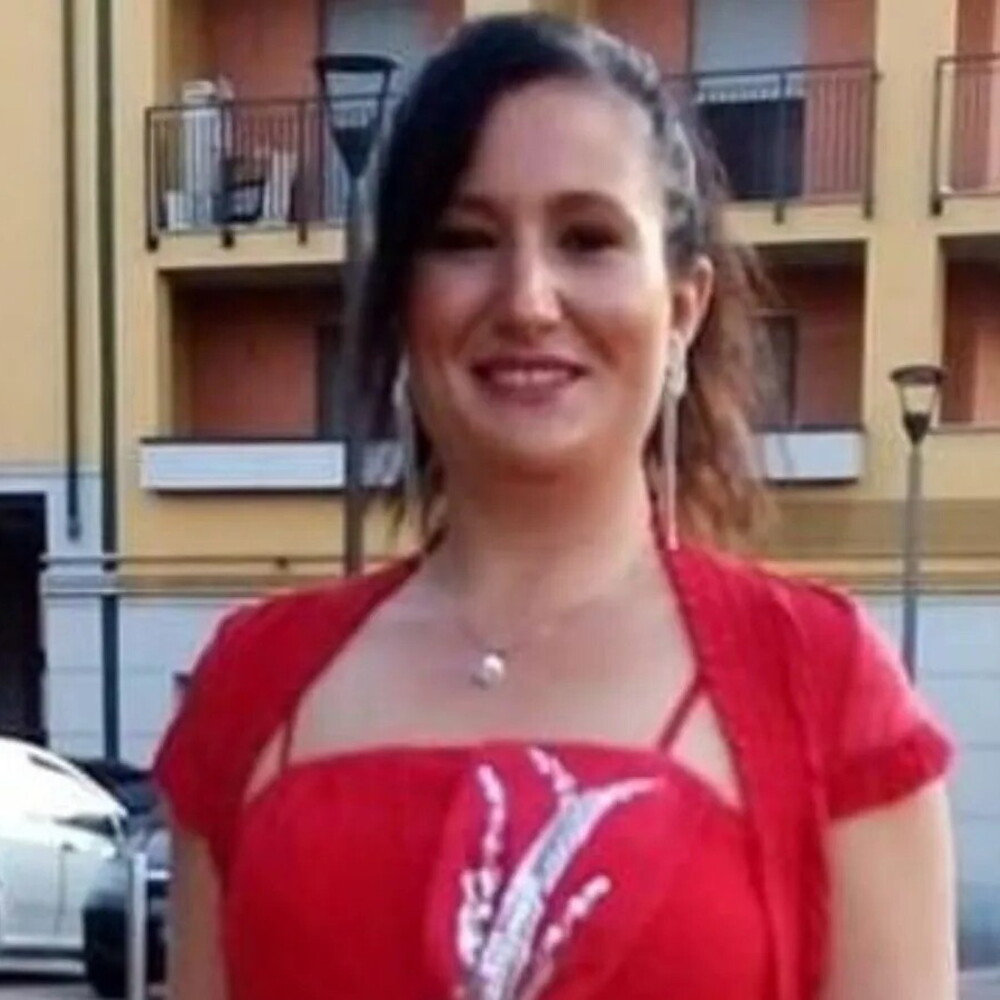 Lasciò morire di stenti la figlia di 18 mesi, tolto l'ergastolo ad Alessia Pifferi Lasciò morire di stenti la figlia di 18 mesi, tolto l'ergastolo ad Alessia Pifferi