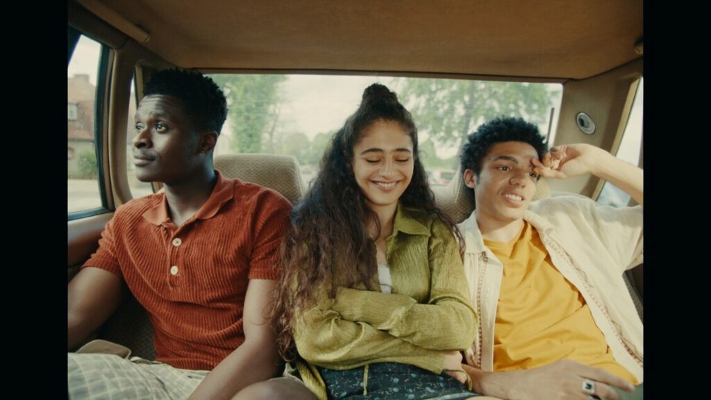 Last Swim, il film d'esordio di Sasha Nathwani su RaiPlay - Cinema