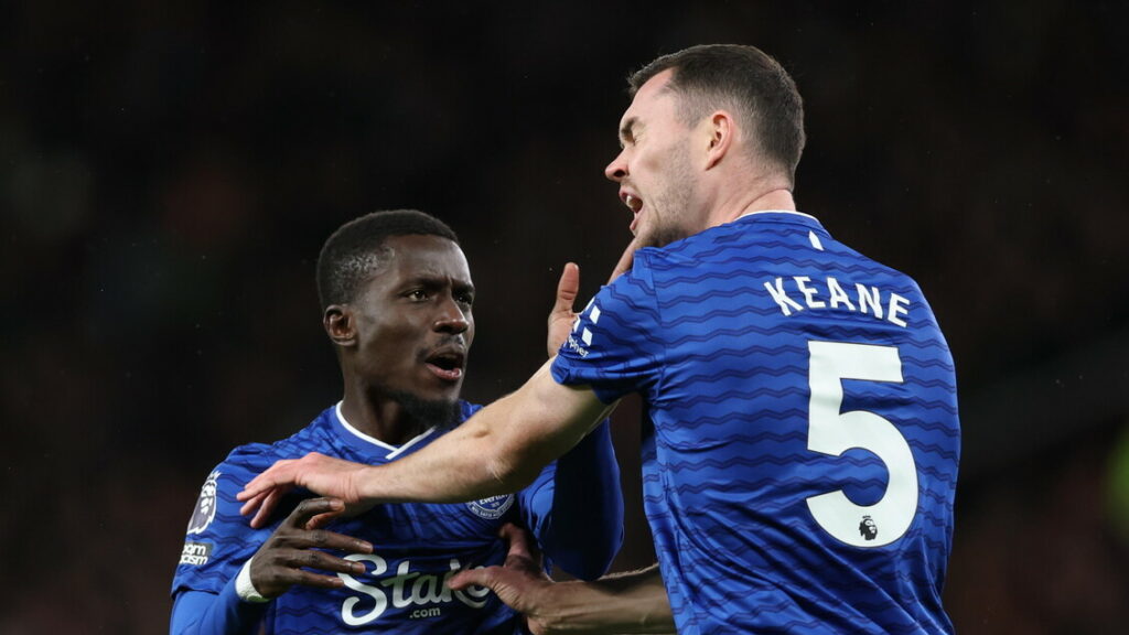 Premier: Everton in 10 per lite tra compagni, ma batte lo United - Calcio
